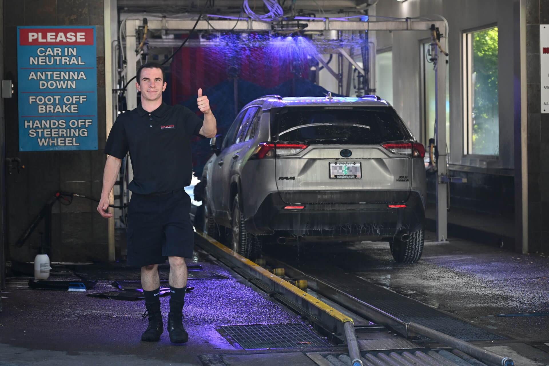 Full Service at Medford Center Car Wash